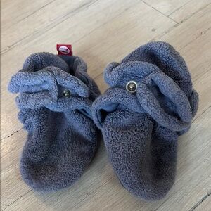 Cozy zutano Gray baby booties